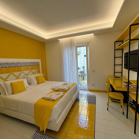 Casa Di Napoli - Sorrento Bed and Breakfast Buitenkant foto