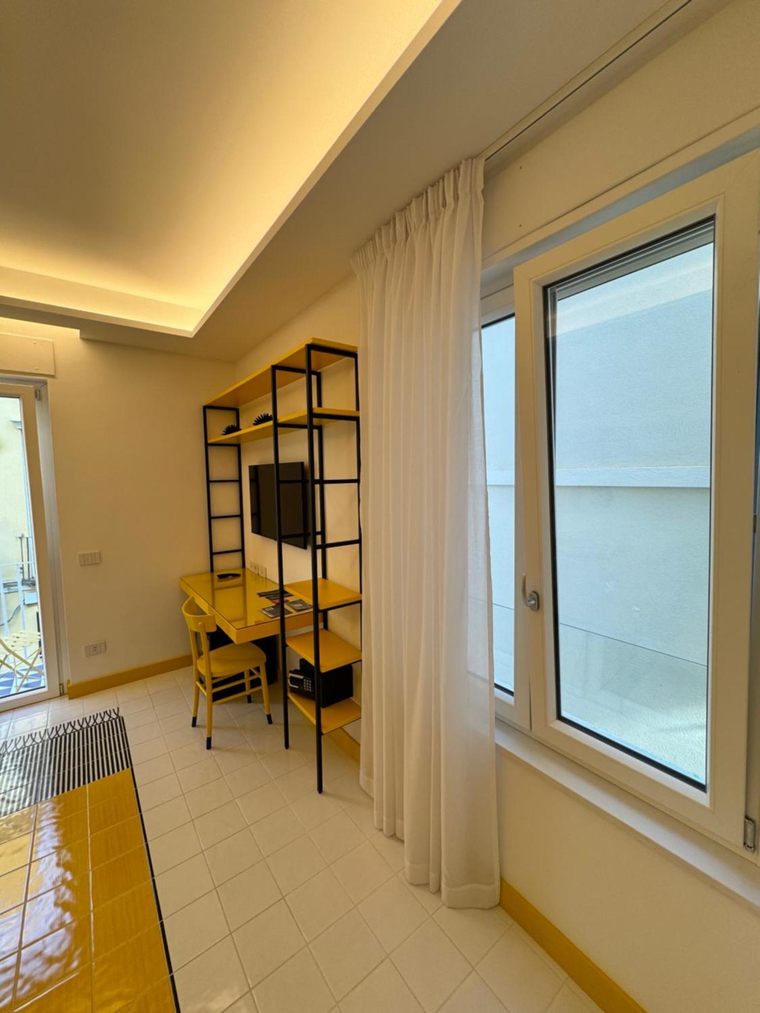 Casa Di Napoli - Sorrento Bed and Breakfast Buitenkant foto
