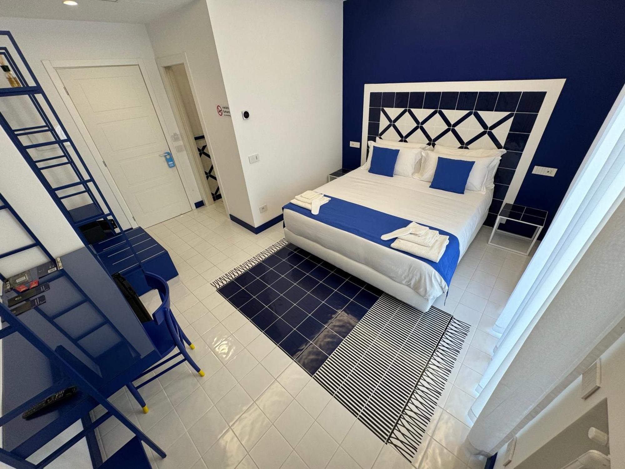 Casa Di Napoli - Sorrento Bed and Breakfast Buitenkant foto
