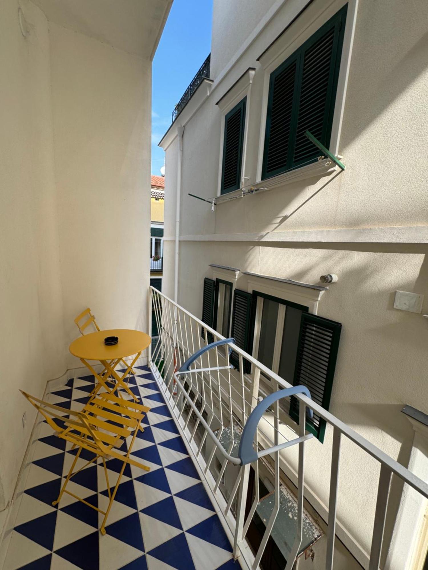 Casa Di Napoli - Sorrento Bed and Breakfast Buitenkant foto