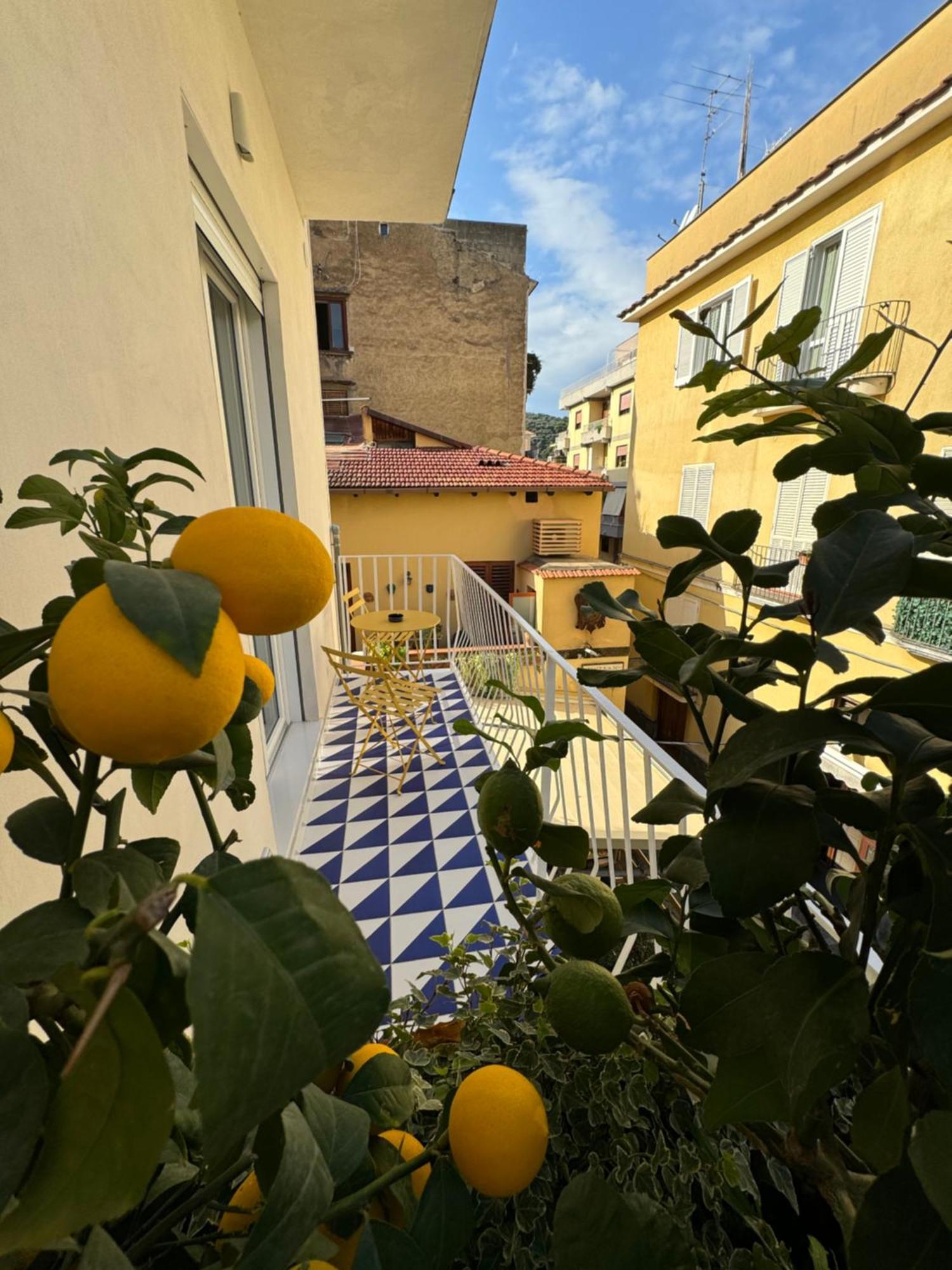 Casa Di Napoli - Sorrento Bed and Breakfast Buitenkant foto